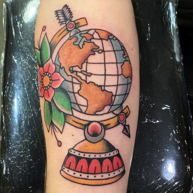 Globe, American Traditional, Color